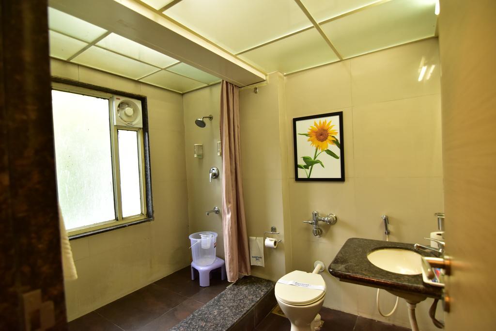 My Bizz Hotel Sapna Pune Exterior photo