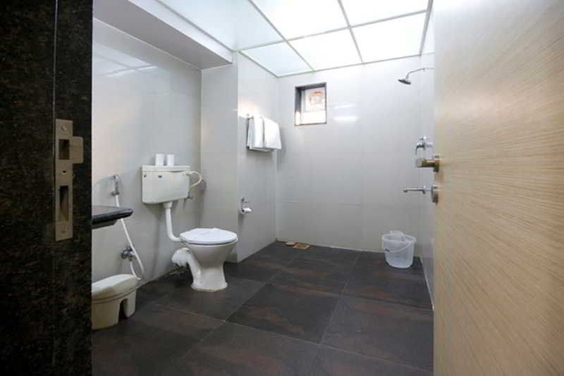 My Bizz Hotel Sapna Pune Exterior photo