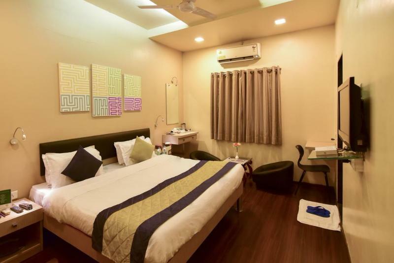 My Bizz Hotel Sapna Pune Exterior photo
